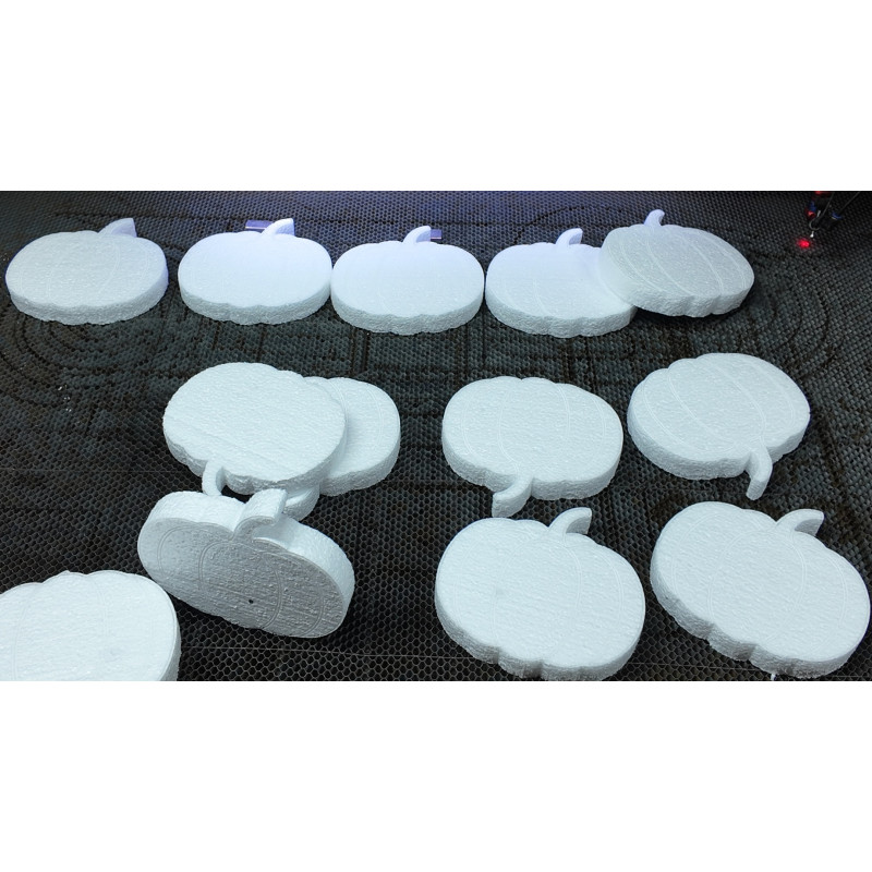 🎯 Debitare și Gravare Laser Polistiren Personalizată – Orice Formă, Orice Design (3 cm grosime)